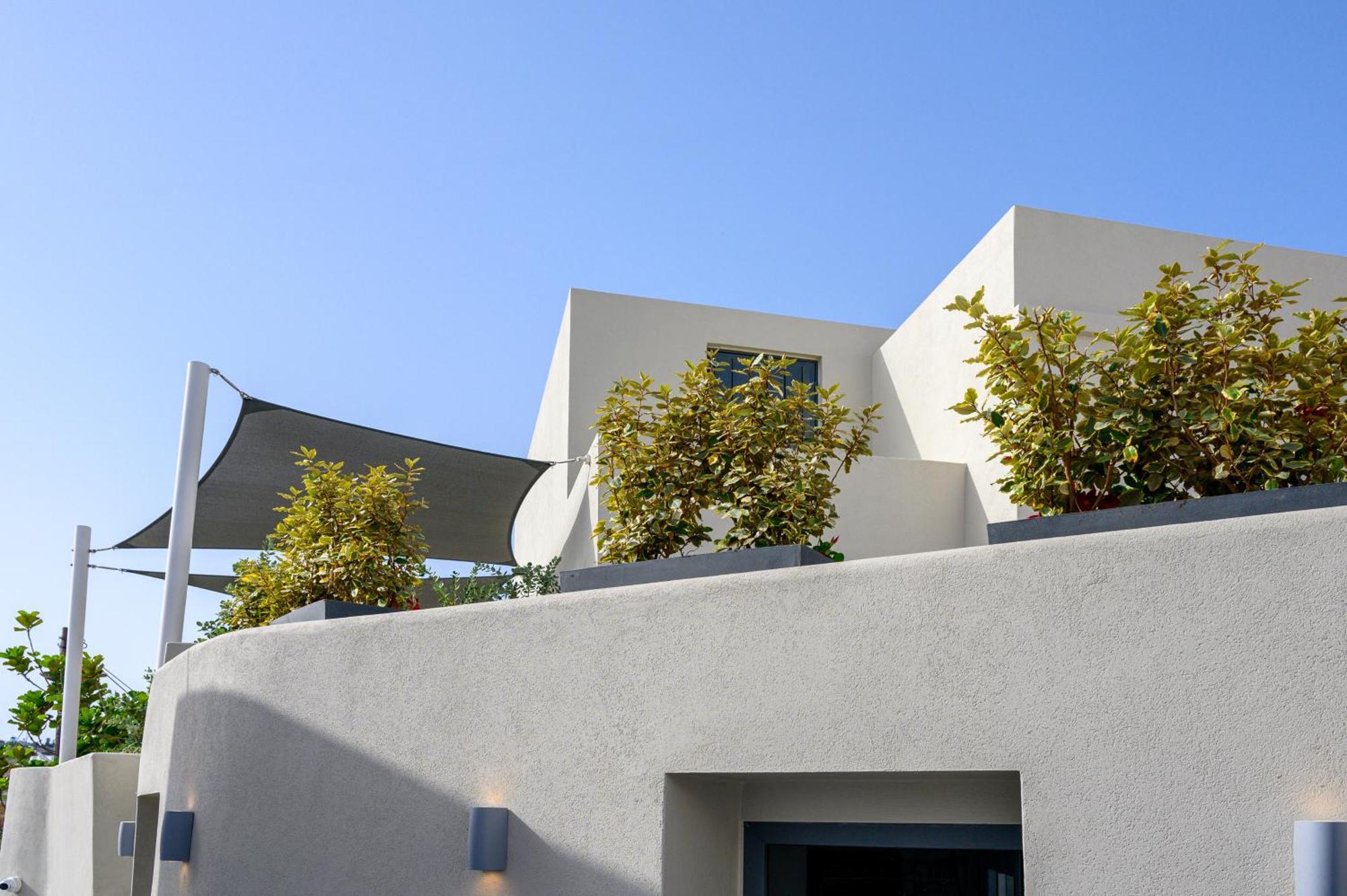 Galaria Serenity Suites Vothon Bagian luar foto