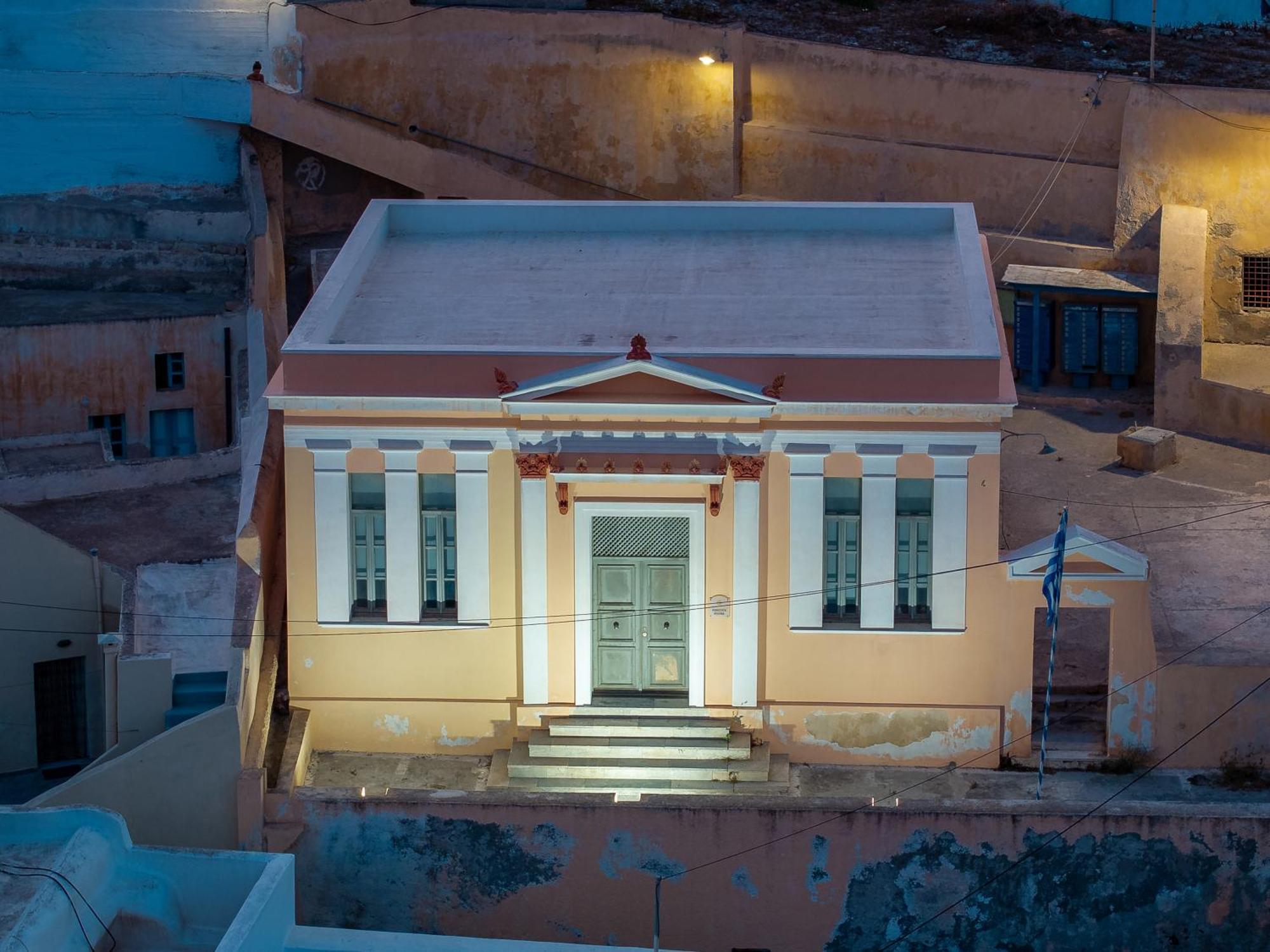 Galaria Serenity Suites Vothon Bagian luar foto