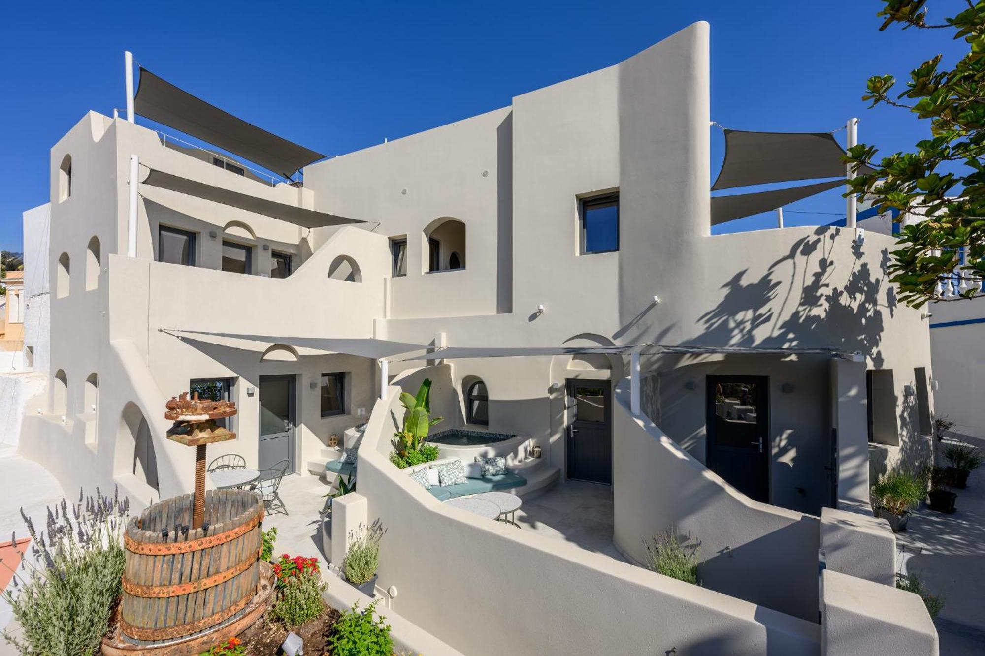Galaria Serenity Suites Vothon Bagian luar foto