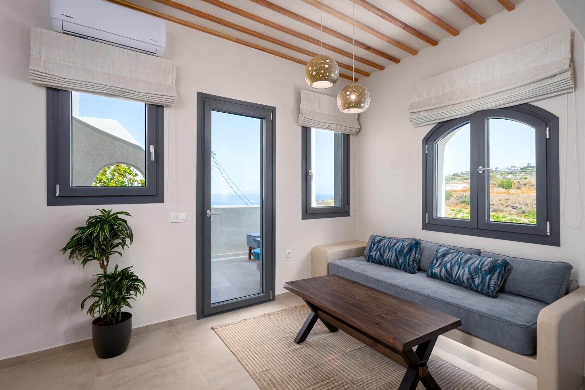 Galaria Serenity Suites Vothon Bagian luar foto