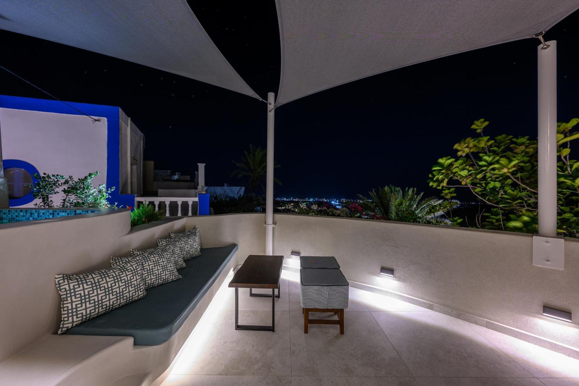 Galaria Serenity Suites Vothon Bagian luar foto