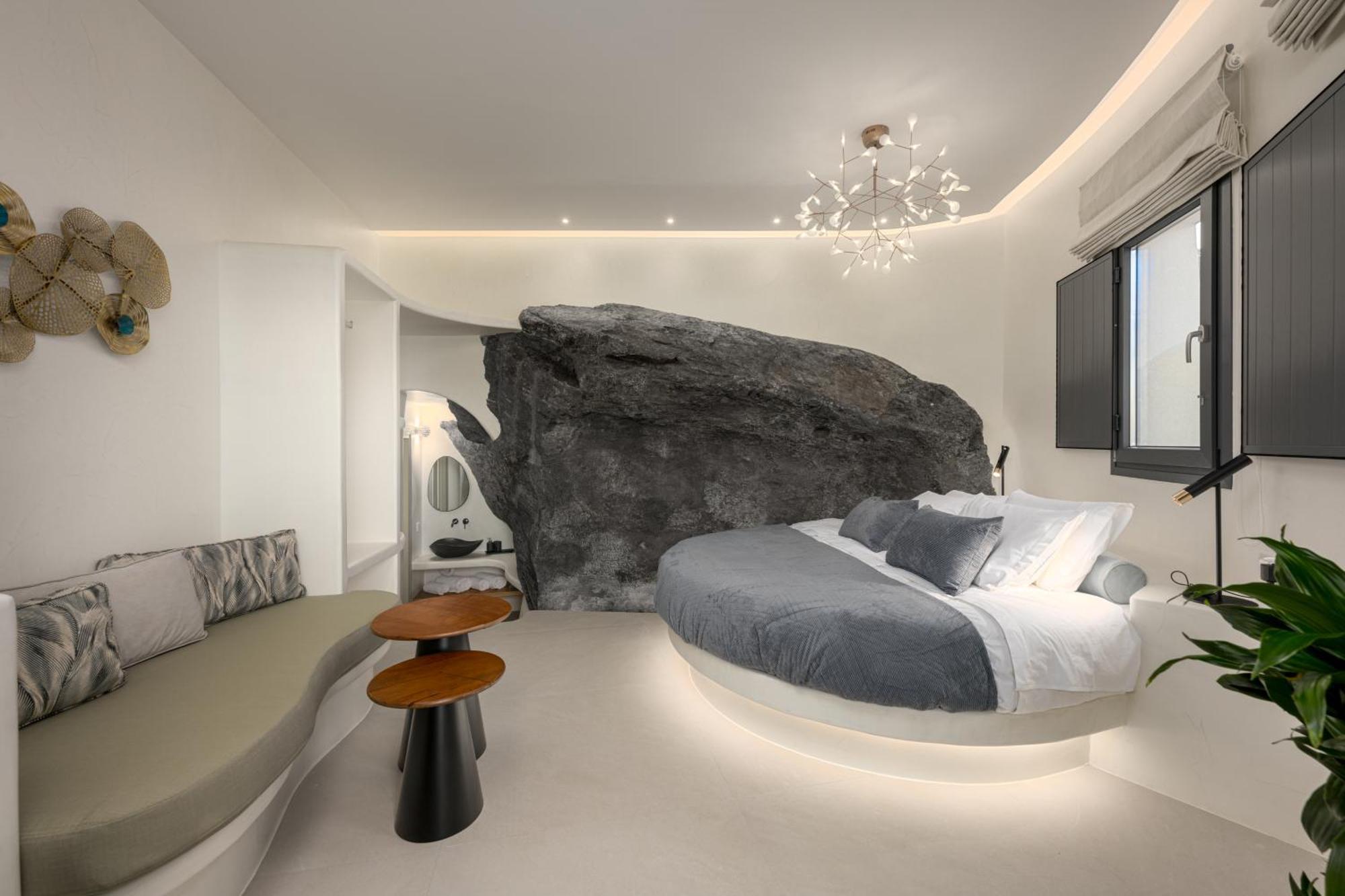 Galaria Serenity Suites Vothon Bagian luar foto